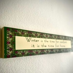 Christmas Central 🎄 22” Roman Wooden Winter Holiday Decor 🌿 Floral Home Sign